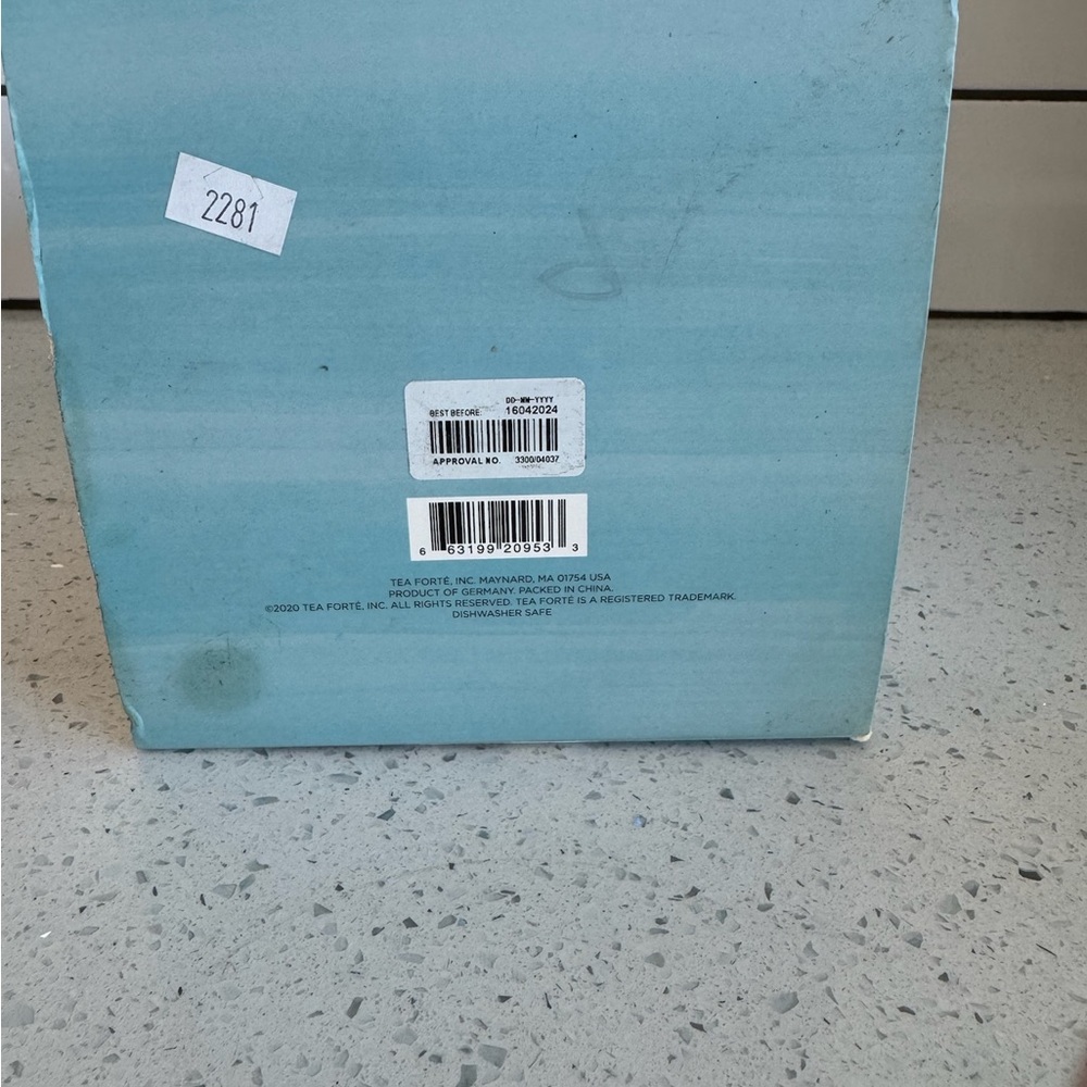 NIB Tea Forte Tea Over Ice Pitcher Set - Clear - Picture 5 of 8